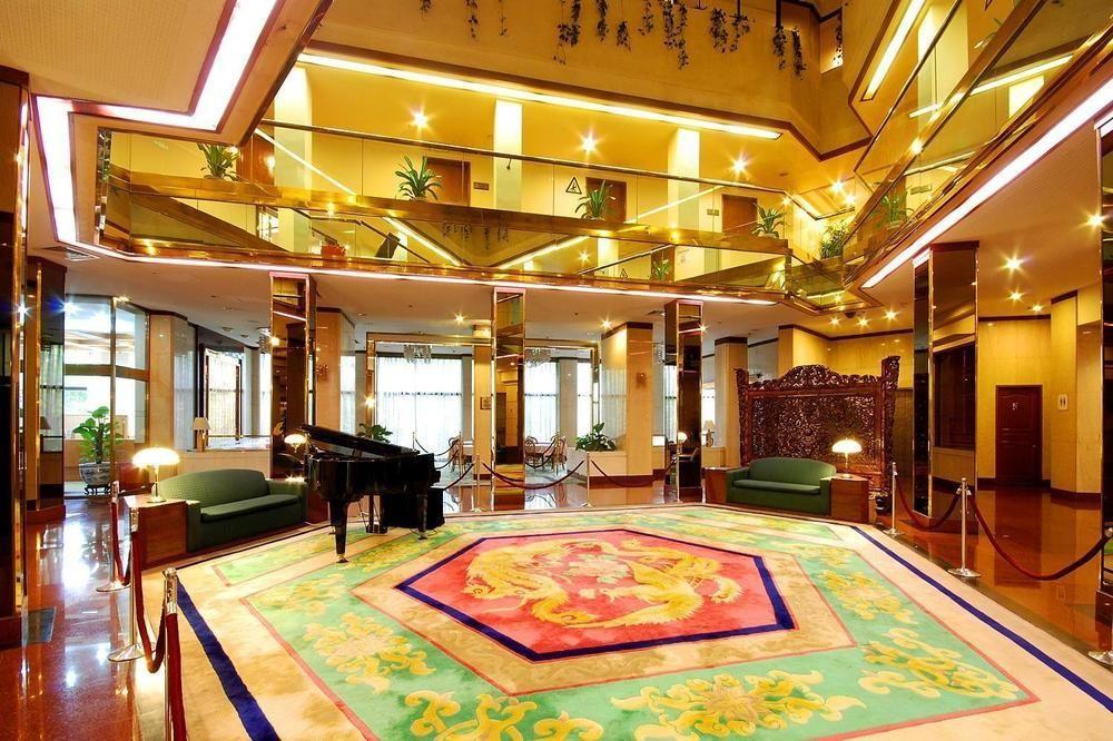 Wuxi Grand Hotel Экстерьер фото