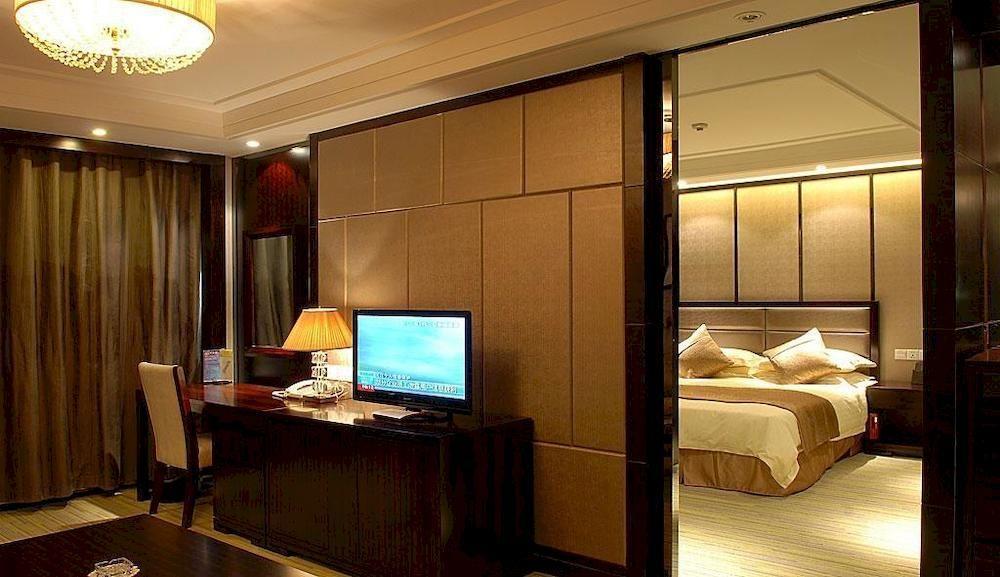 Wuxi Grand Hotel Экстерьер фото